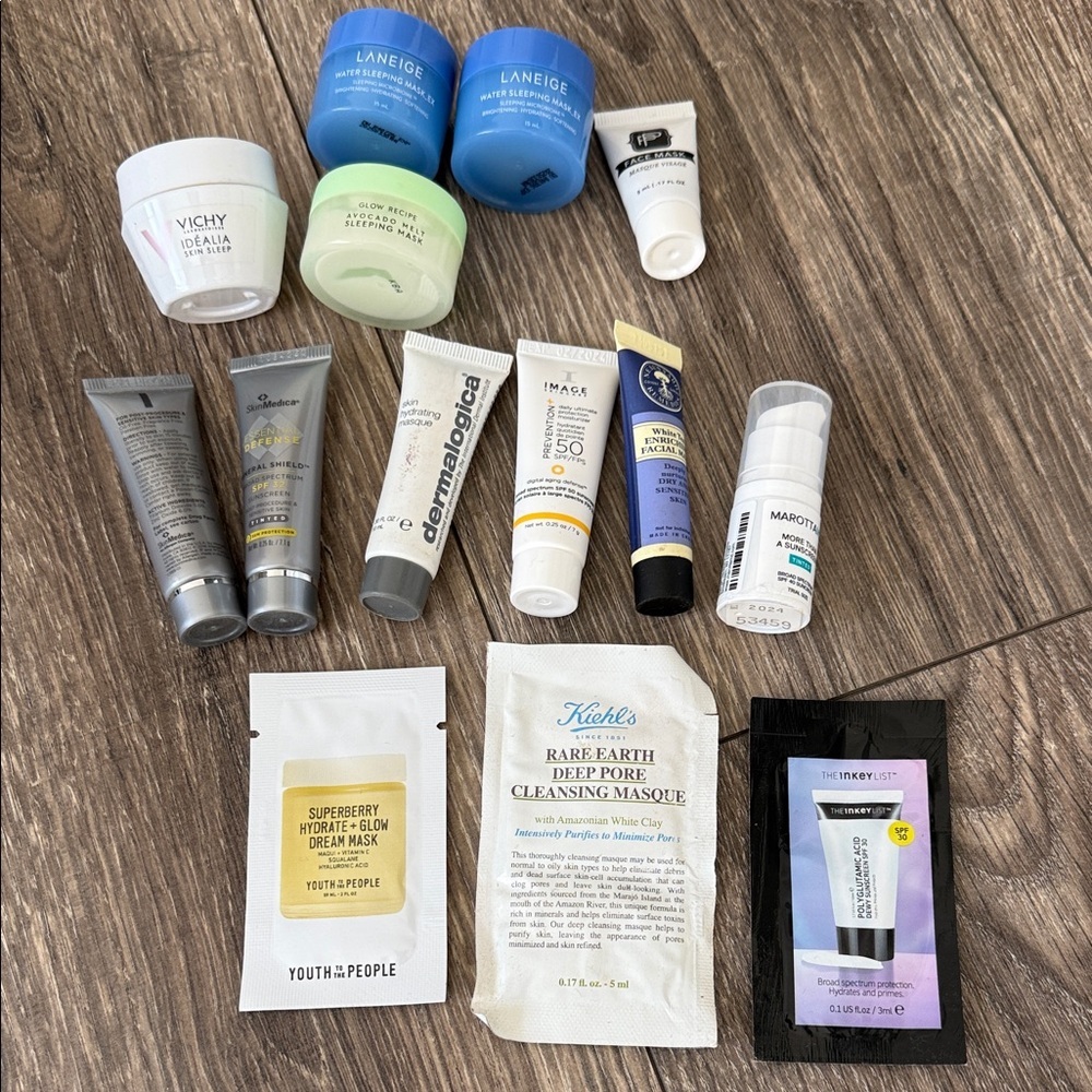 Mask, moisturizer & sunscreen sample bundle